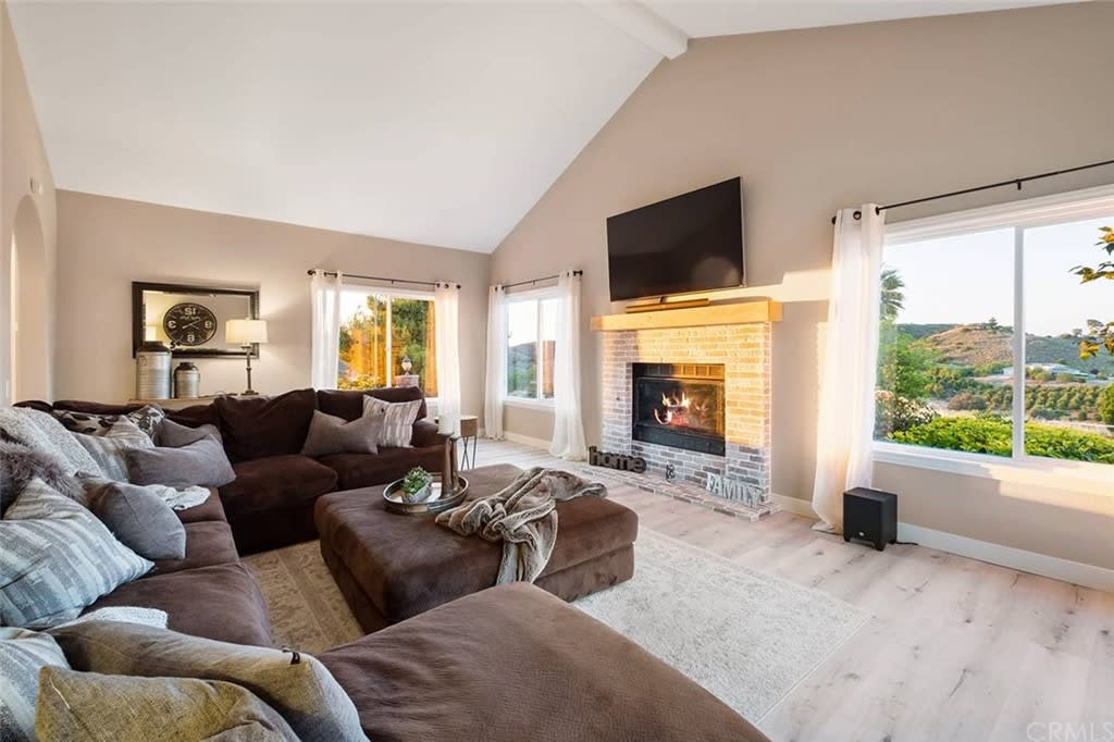 40148 Sierra Maria Rd