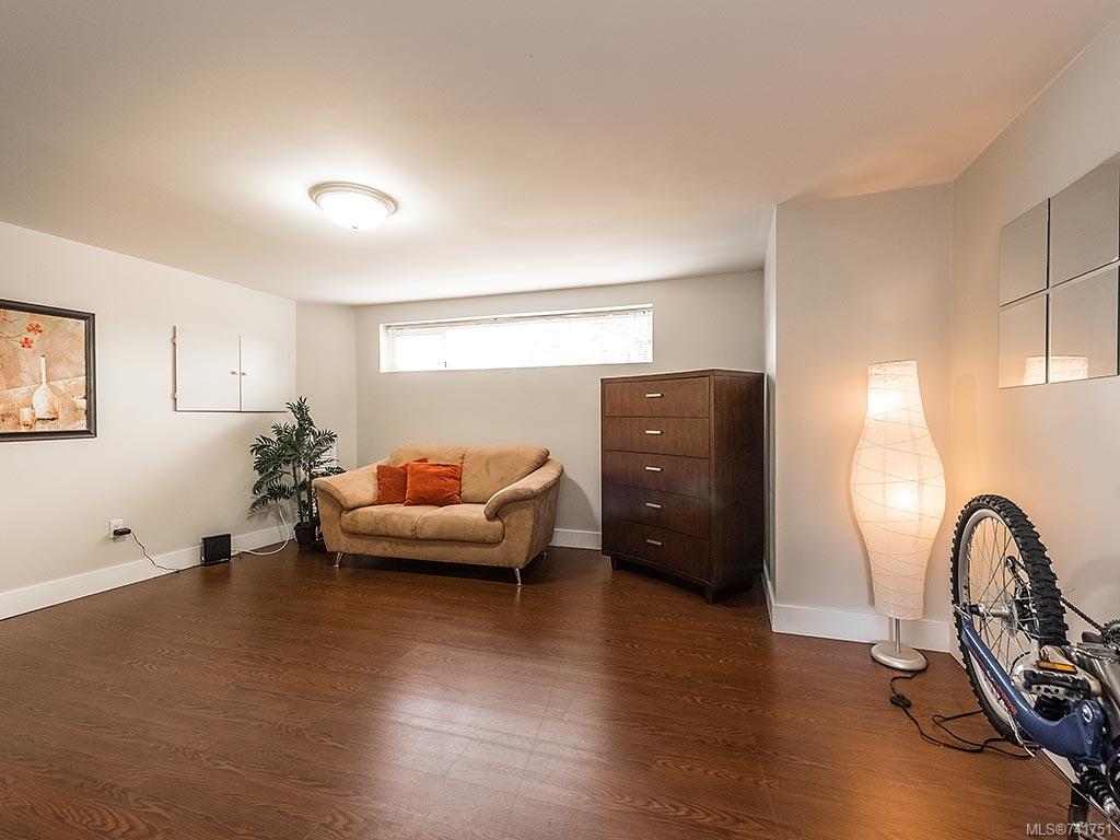 3913 Ansell Rd, Saanich