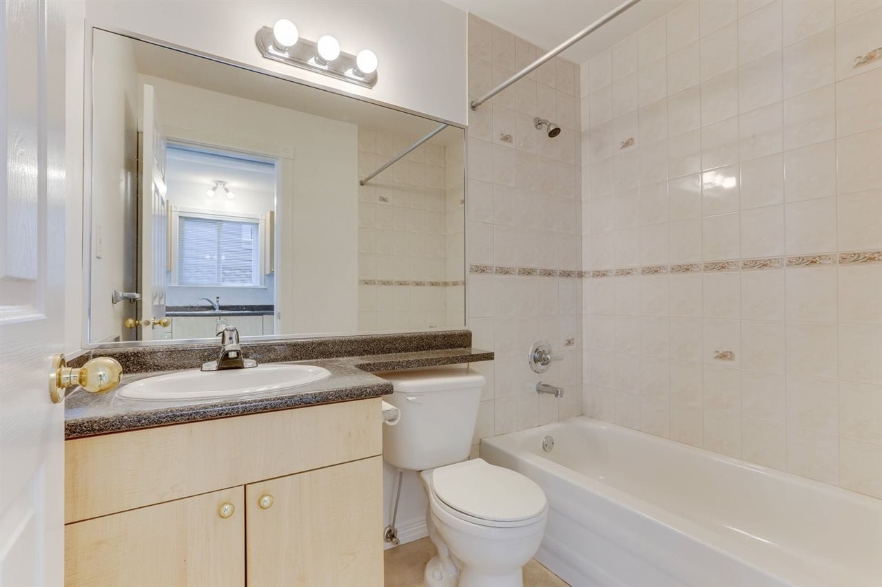 268 E 45th Ave