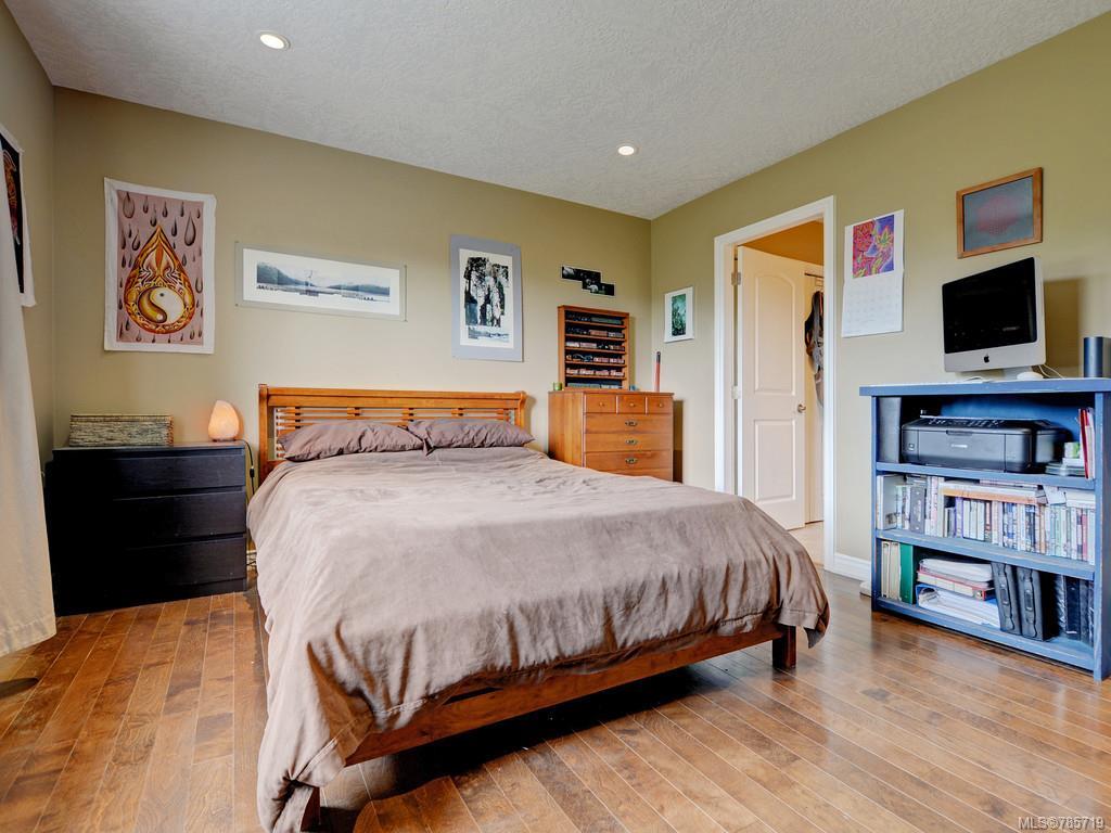 106-2038 Gatewood Rd, Sooke