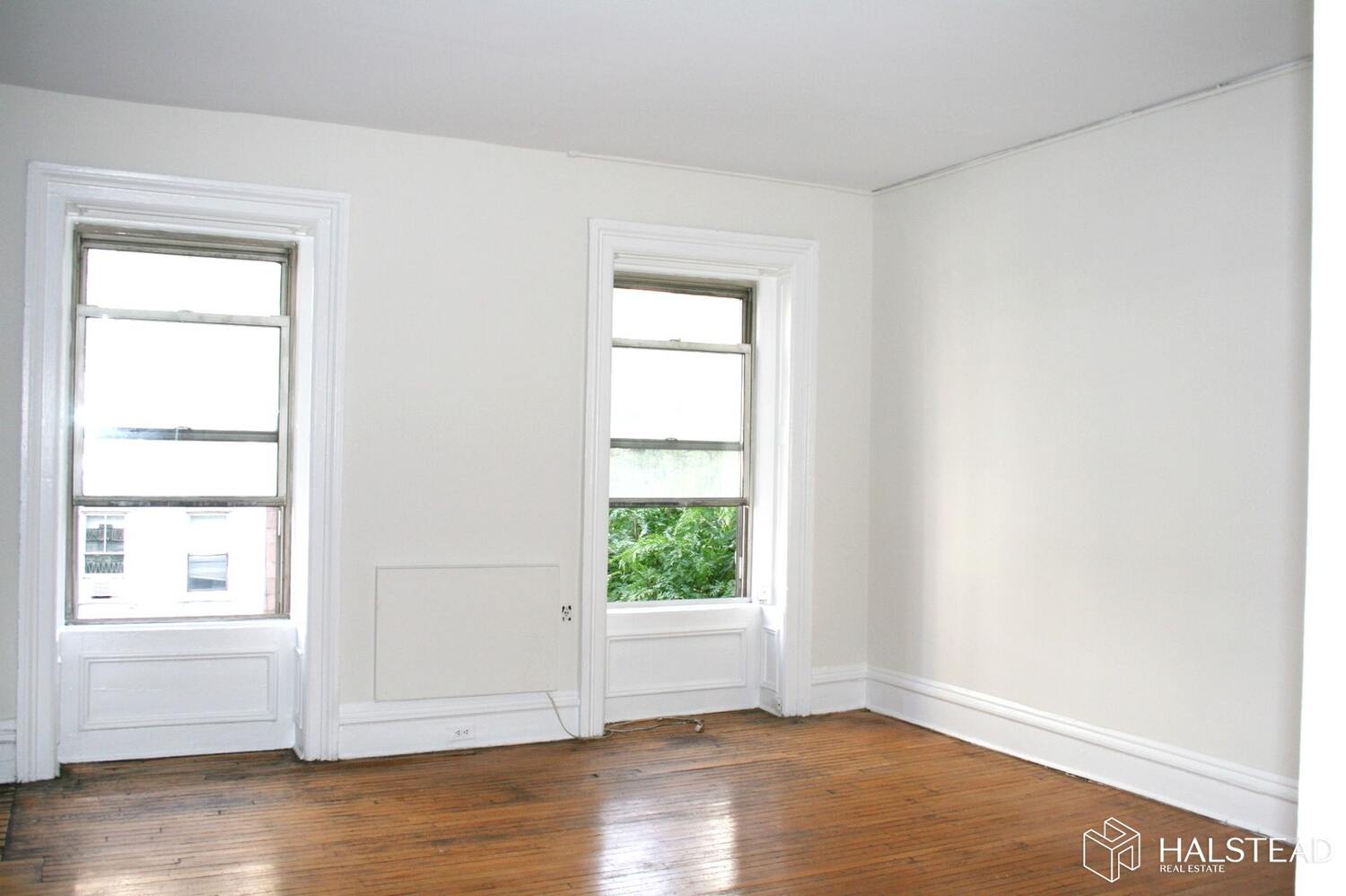 856 Lexington Ave, Unit 5