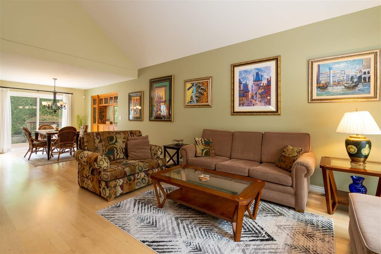 1407 Vistaview Ct