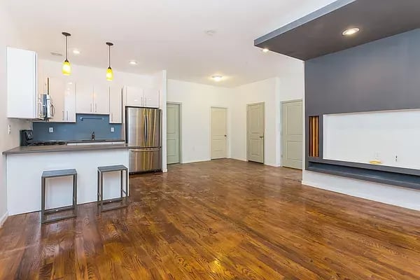 14 Woodbine Street Unit: GDN