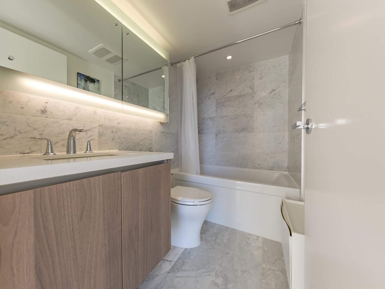 706-13696 100 Avenue, Surrey