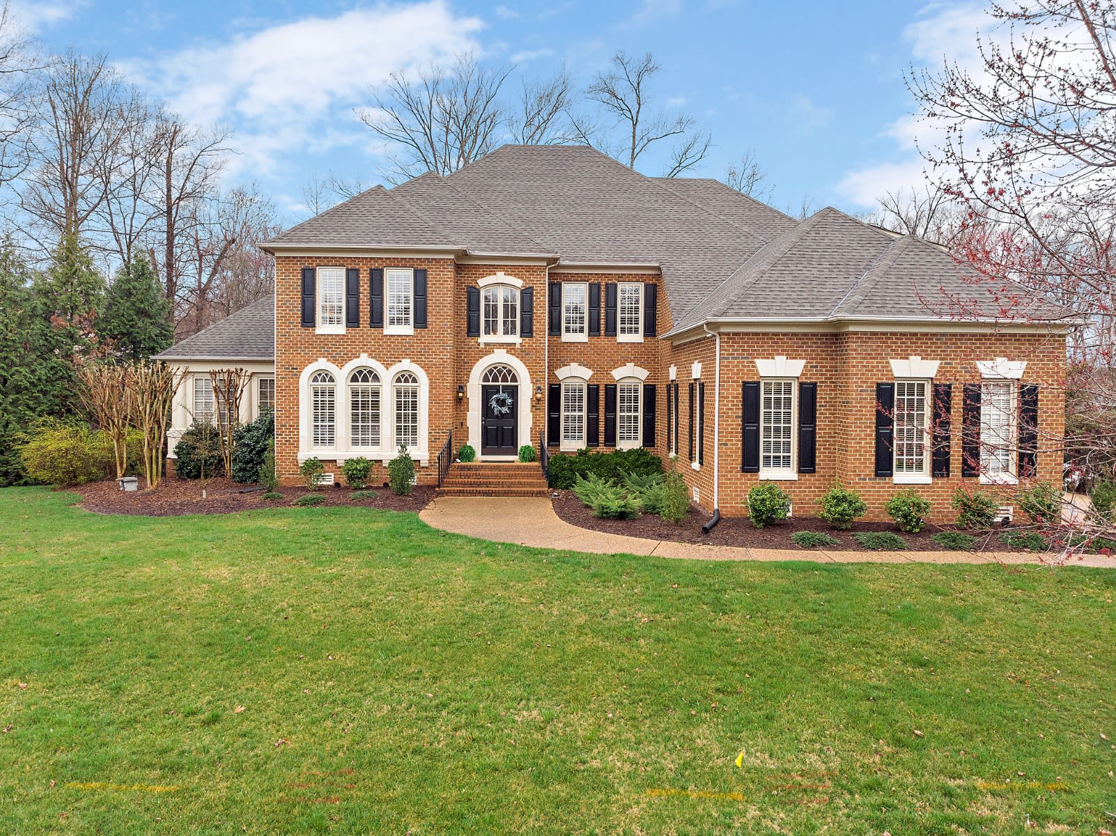 3700 Ellerton Drive