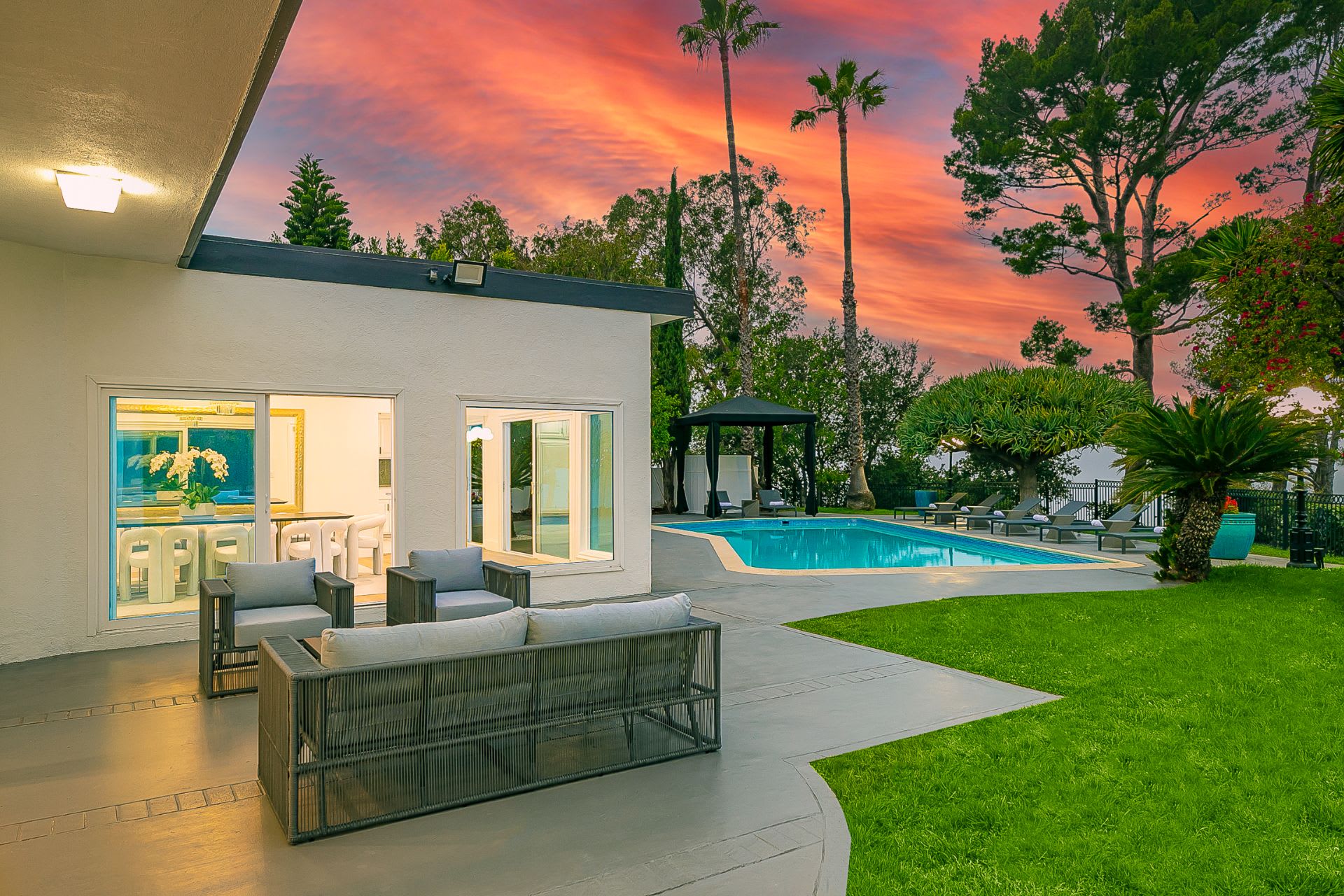 The Beverly Hills Canyon View Villa