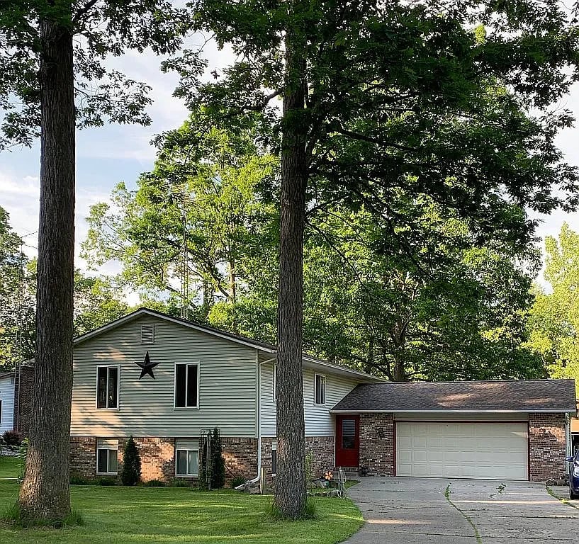 13216 Pine Valley Dr