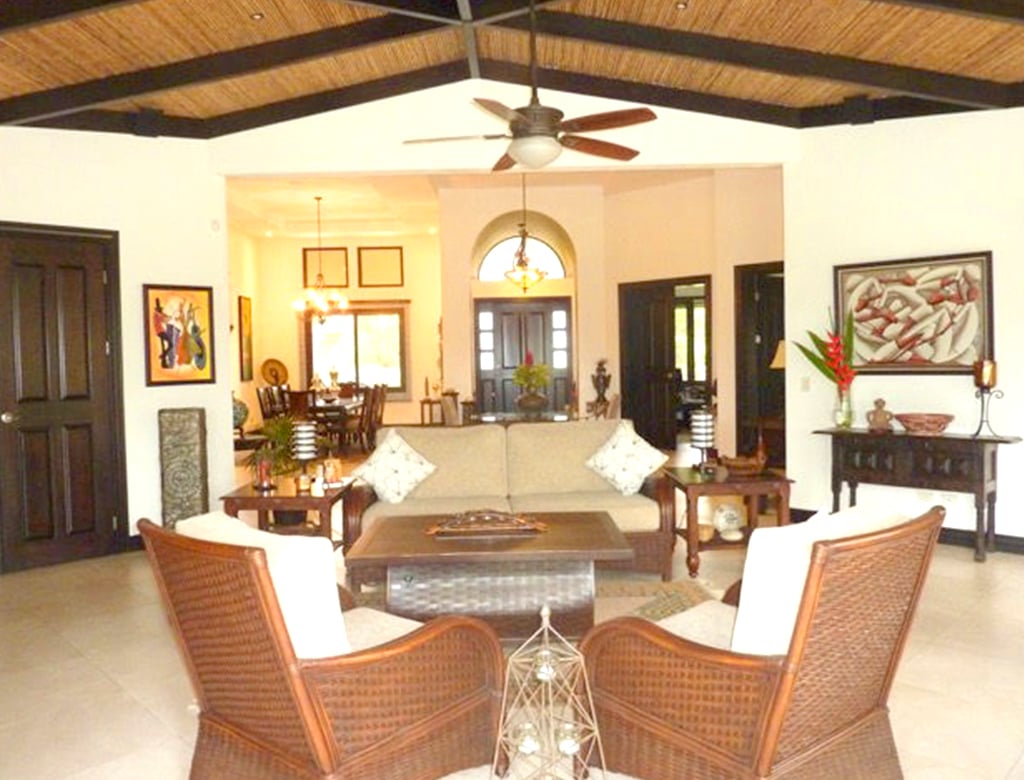 Golf Course Luxury Residence, Guacima, Alajuela