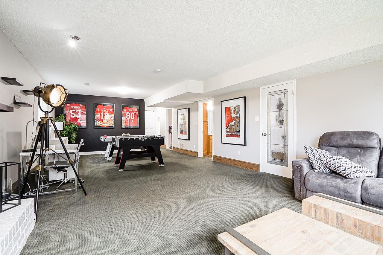 294 W Murphy Dr