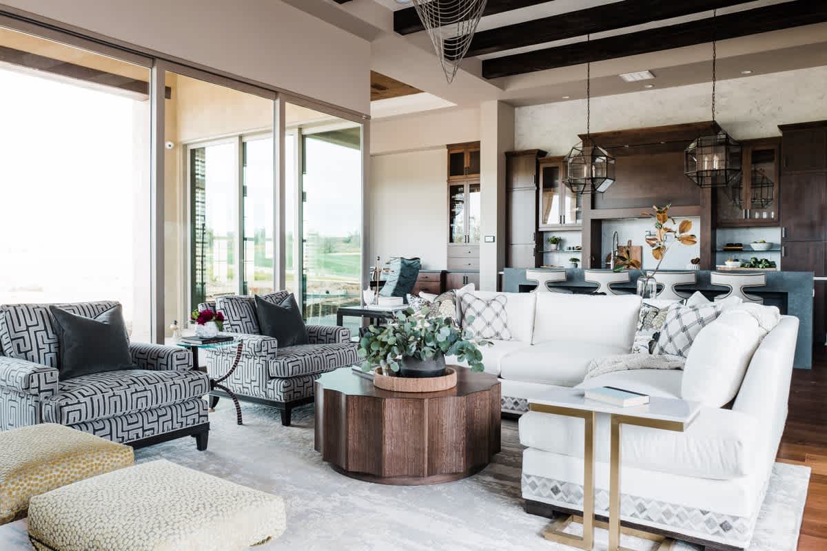 House Tour: East Meets West