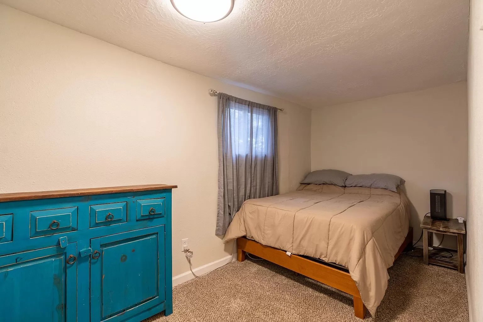 1019 Cerro Vista Rd SW