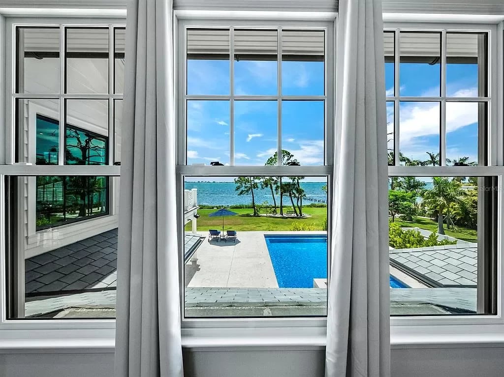 4223 Bay Shore Rd