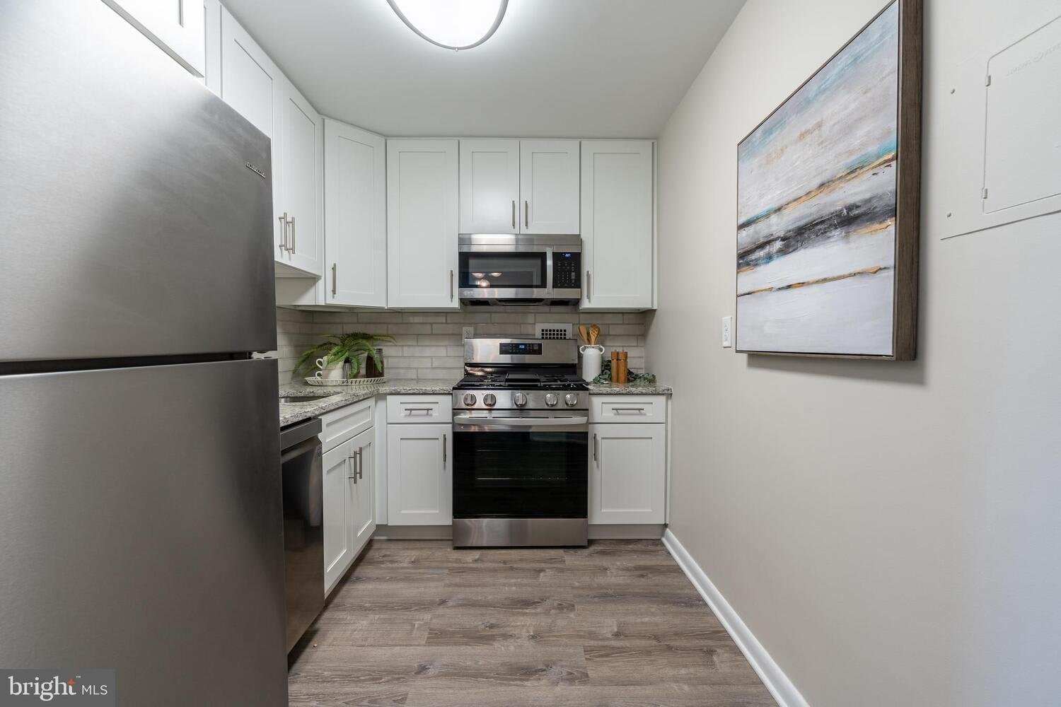 2939 Van Ness St NW, #732 Van Ness E Condominium