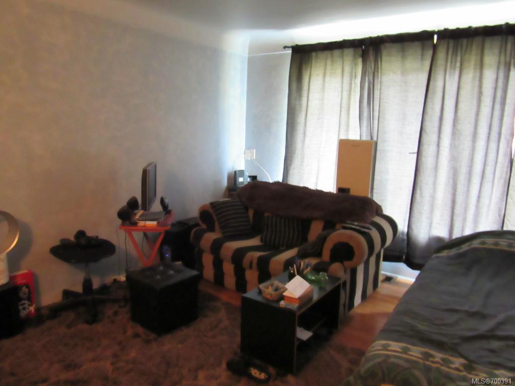 1036 Bewdley Ave, Esquimalt