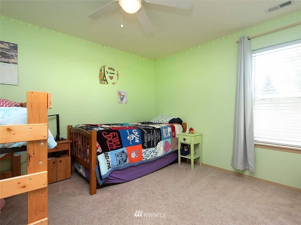 5324 115th Pl SE
