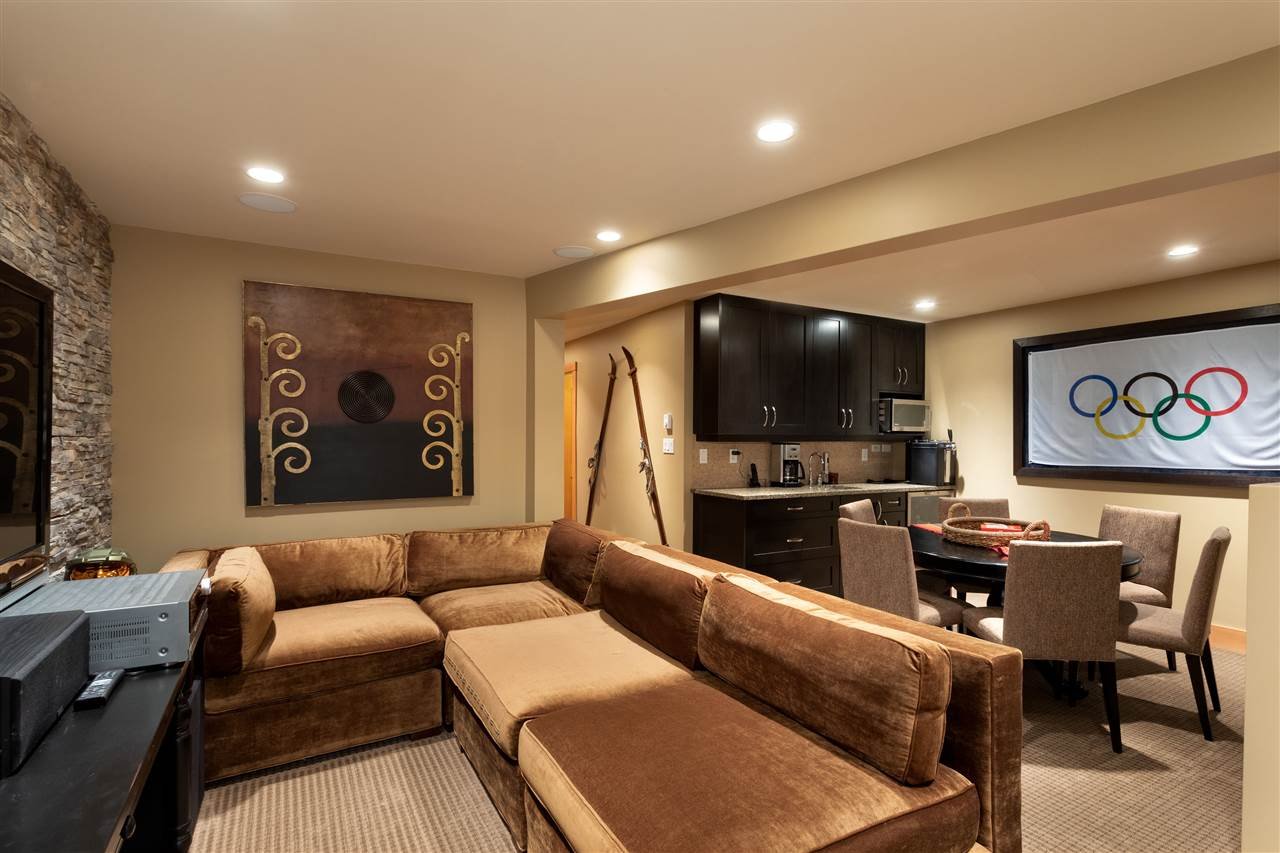 6-6127 Eagle Ridge Cres