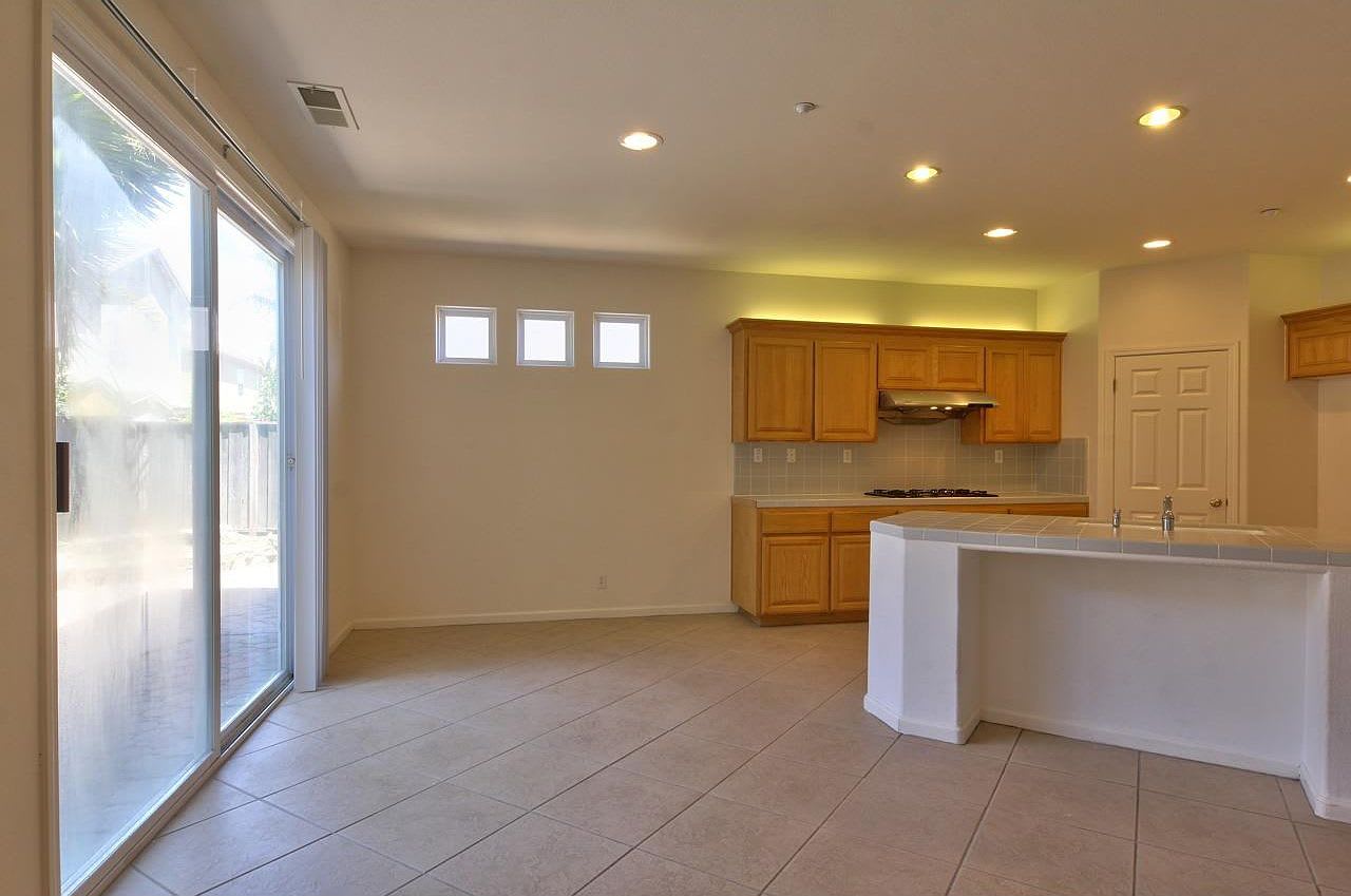 13 Wimbledon Cir