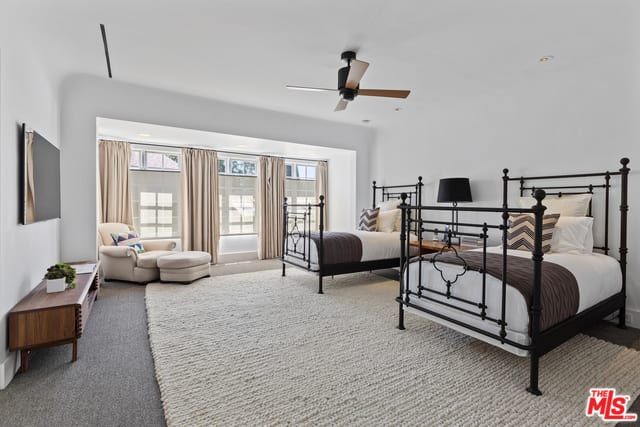 Retreat Grandeur