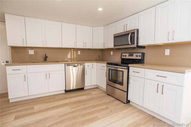 650 Ocean Dr Unit 10C