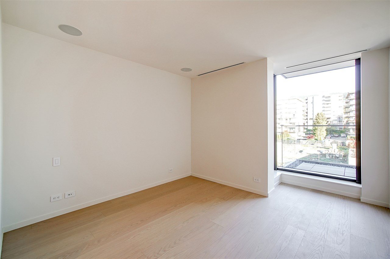 408-1327 Bellevue Ave