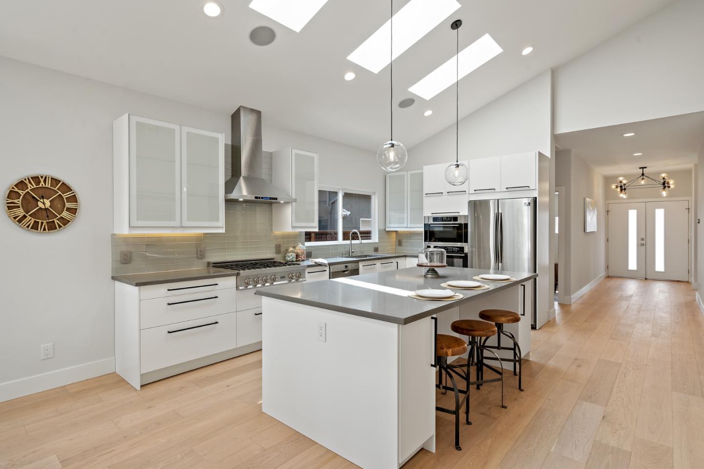 112 Belvedere Ave