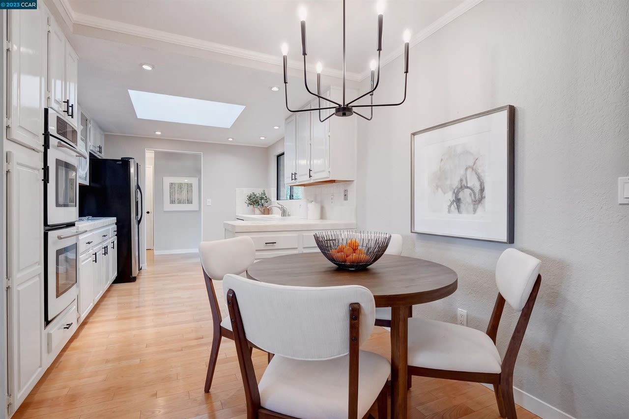 27 Saint Julie Court