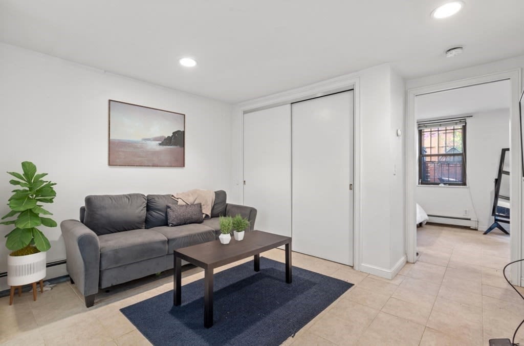377 Shawmut Ave, #1