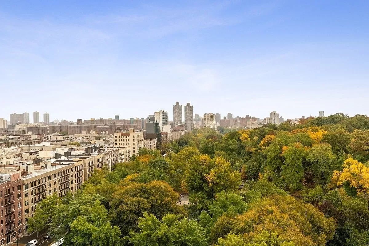 300 Cathedral Pkwy APT 15D