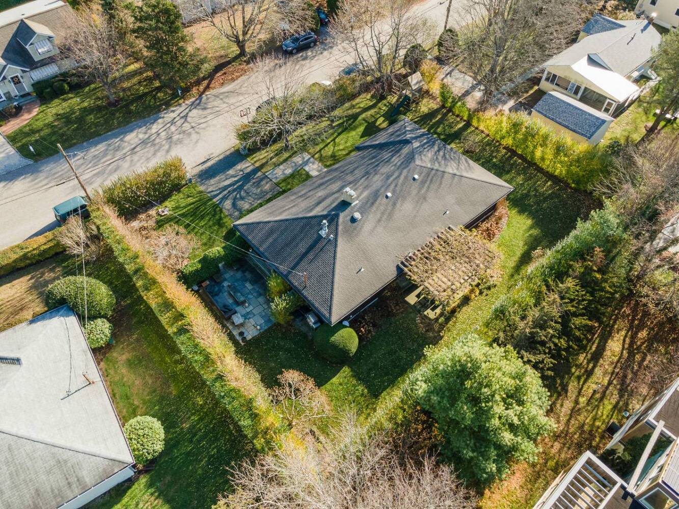 25 Sunset Dr
