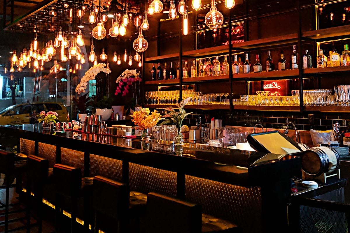 bars-in-beverly-hills