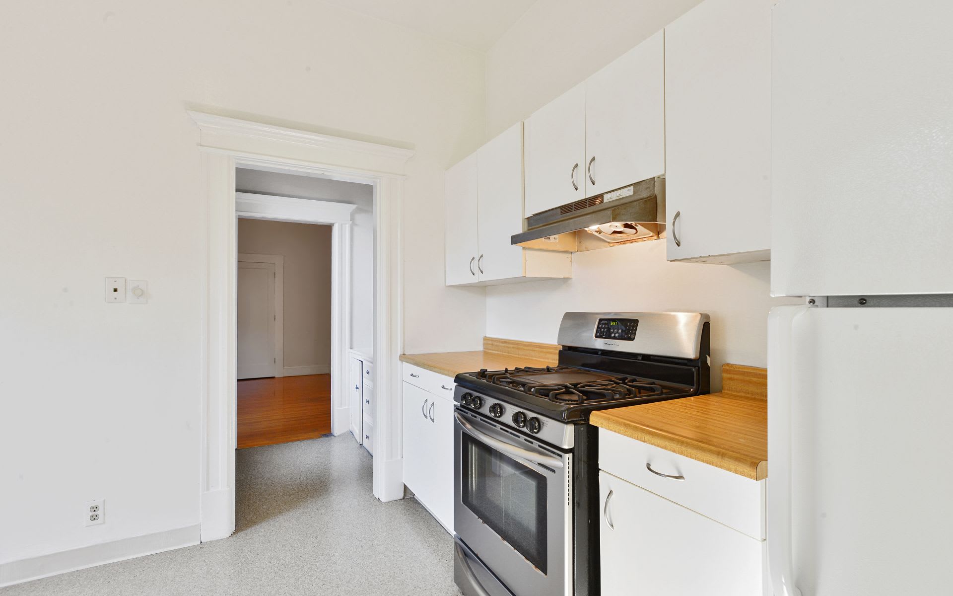 70-72 6th Ave