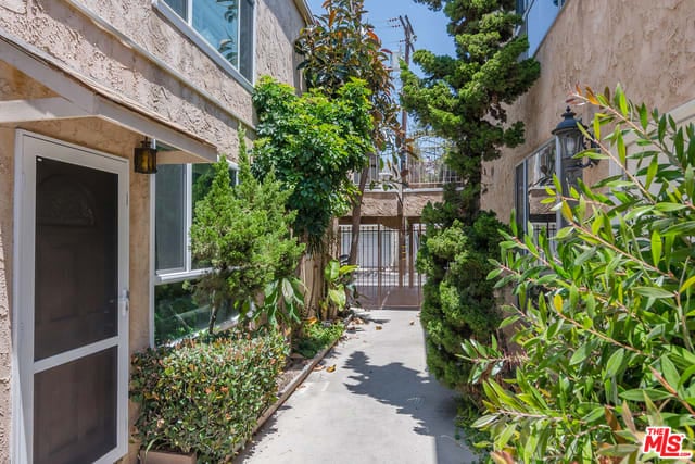 1337 Berkeley St, #4