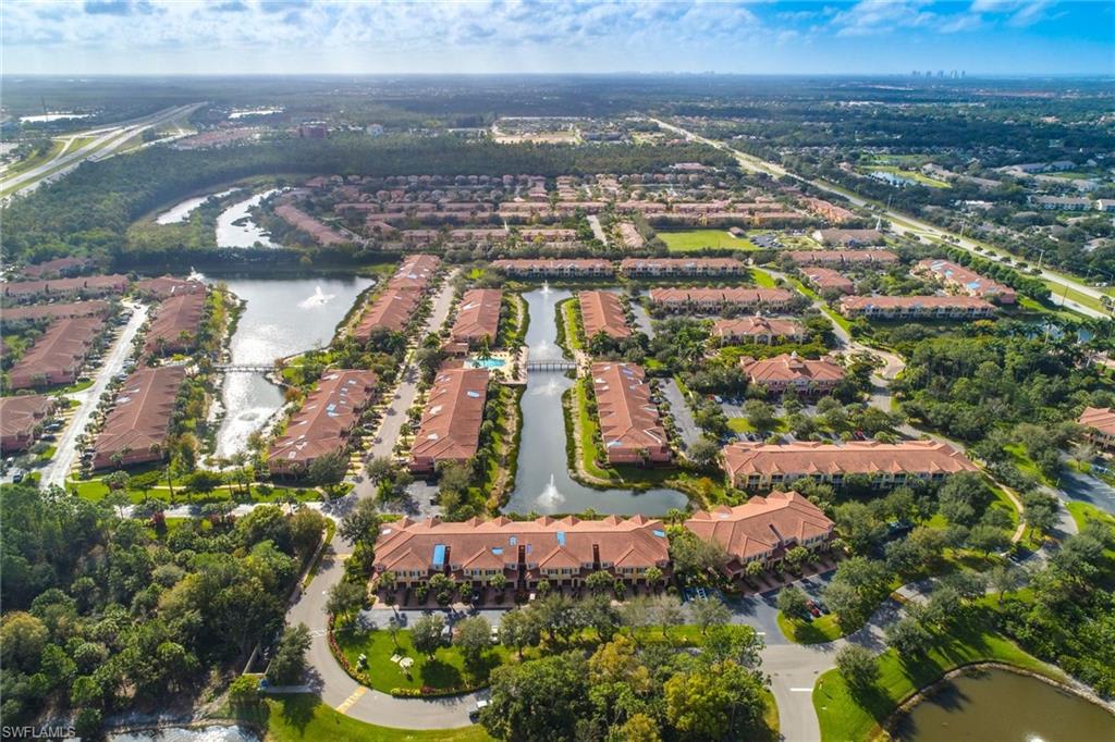 20221 Estero Gardens Circle, Unit 203
