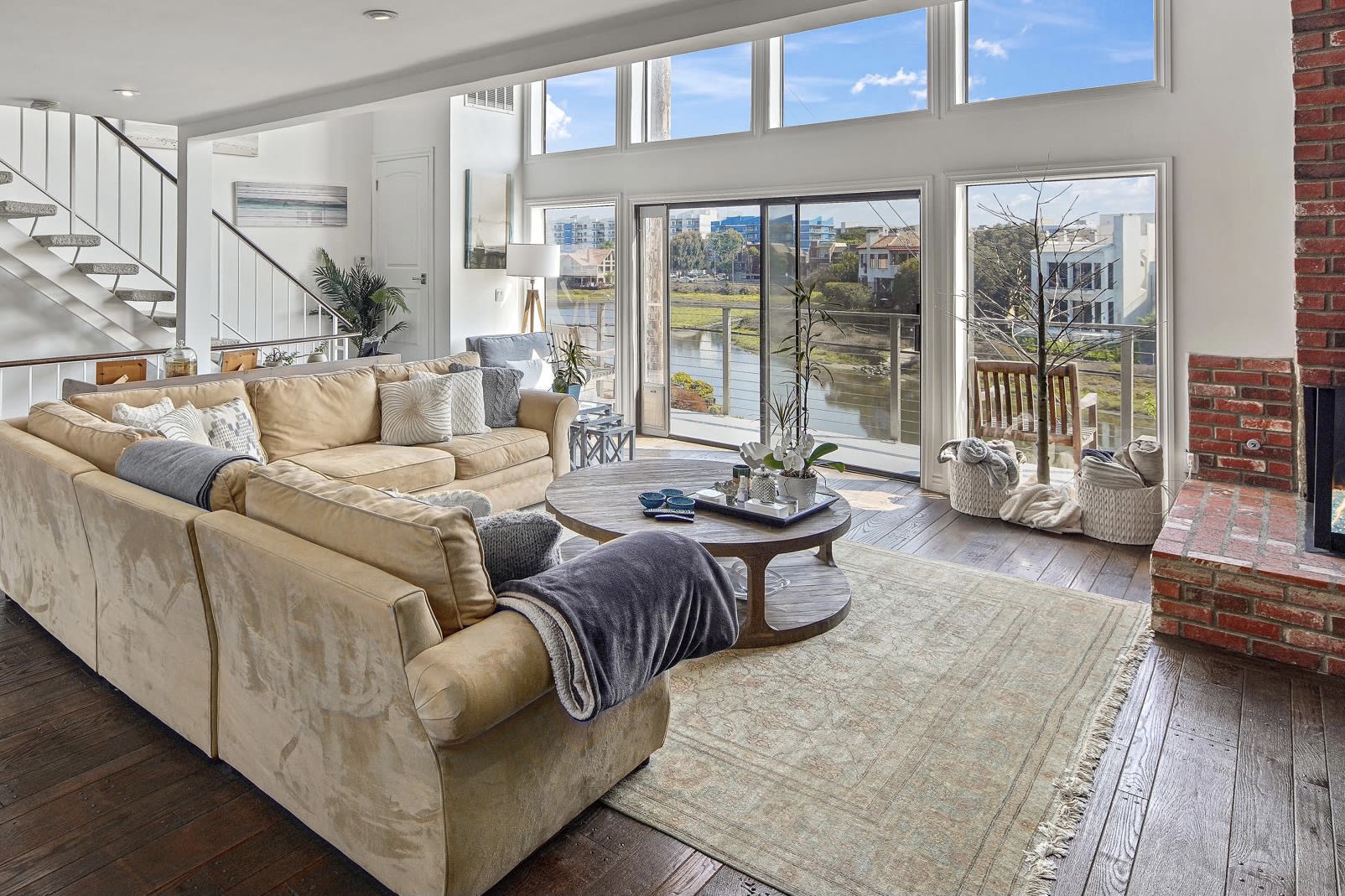 4105 Pacific ave #4