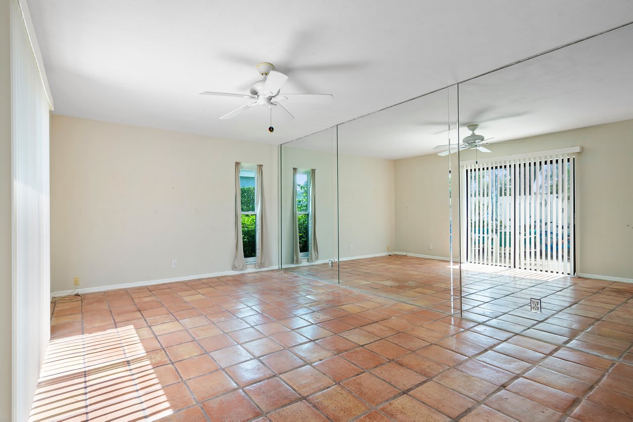 1010 NE 8th Ave #39, Delray Beach FL 33483