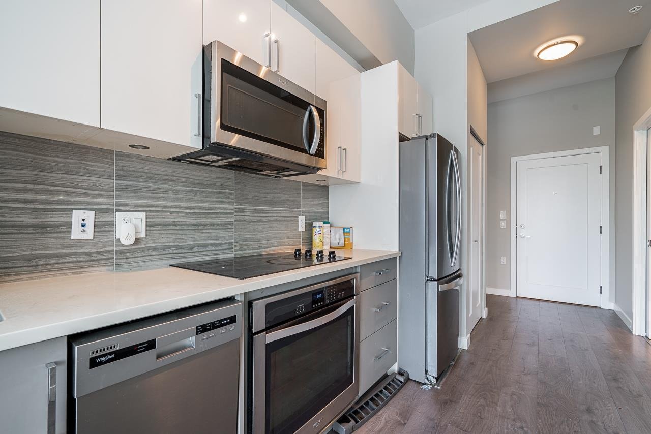 F104-20211 66 Ave