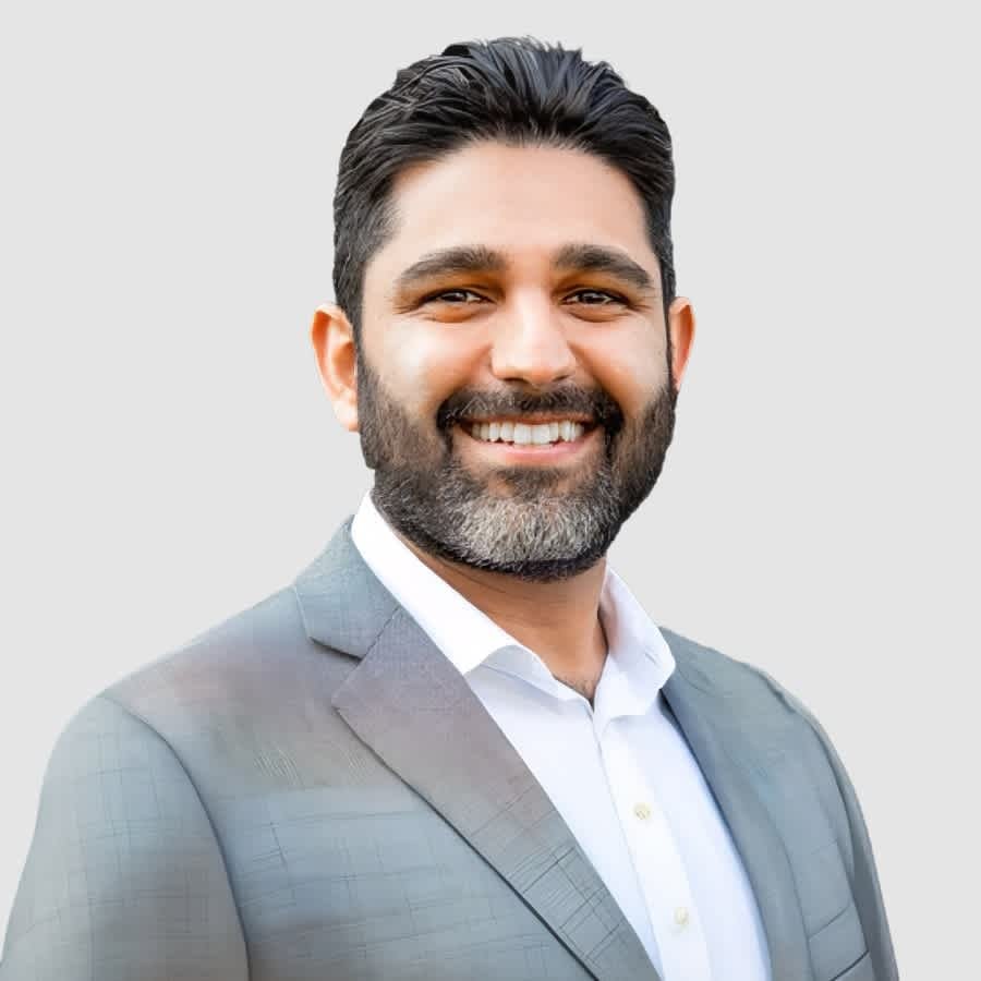 Mohit Kripalani Glendora, CA Real Estate Agent Headshot