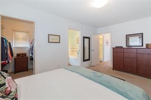 3690 Doncaster Dr