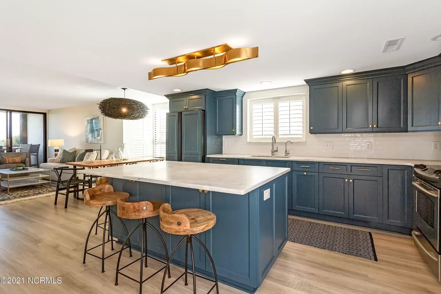95 S Lumina Avenue Unit: 2-K