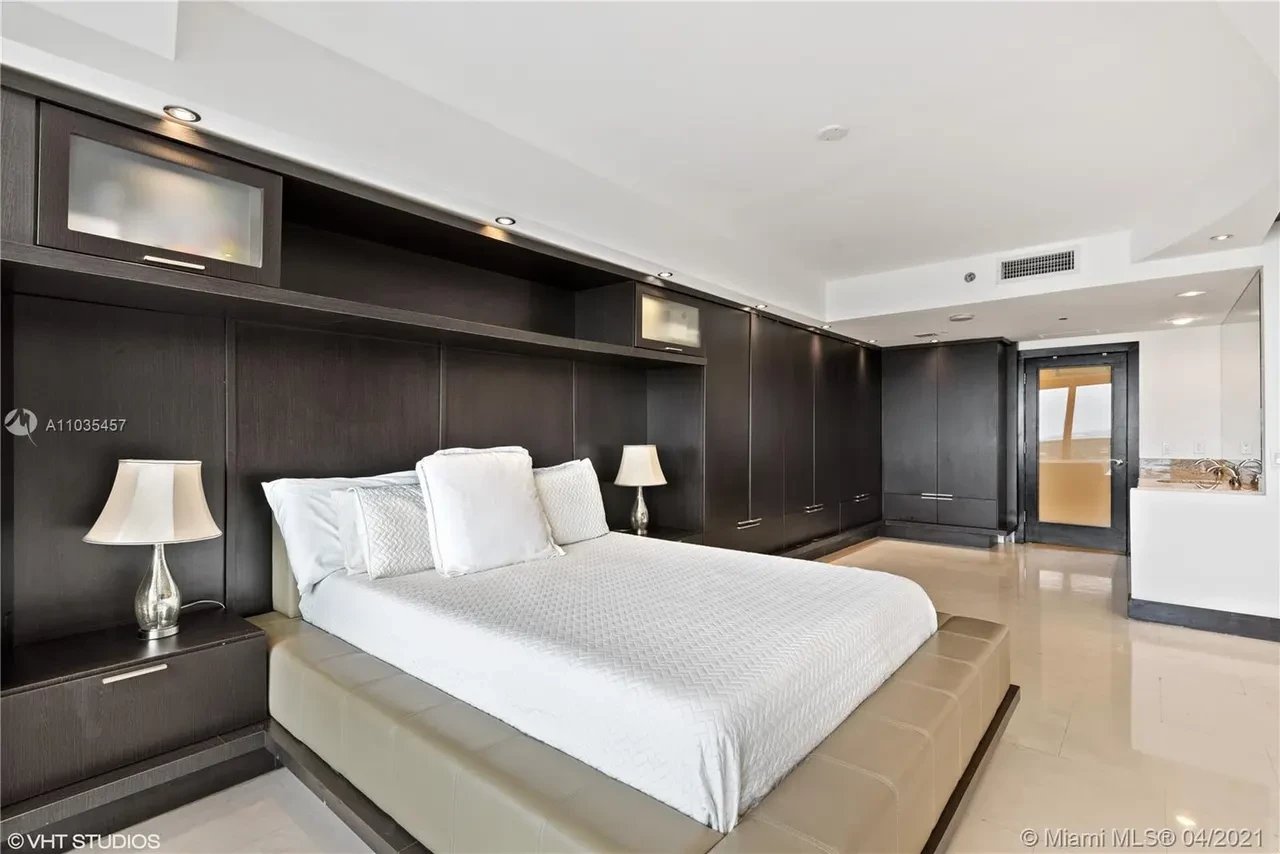 1800 S Ocean Drive, #3109