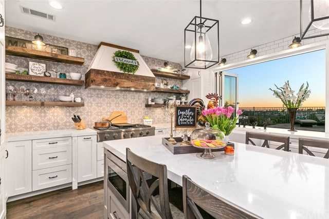 11 Ravensridge