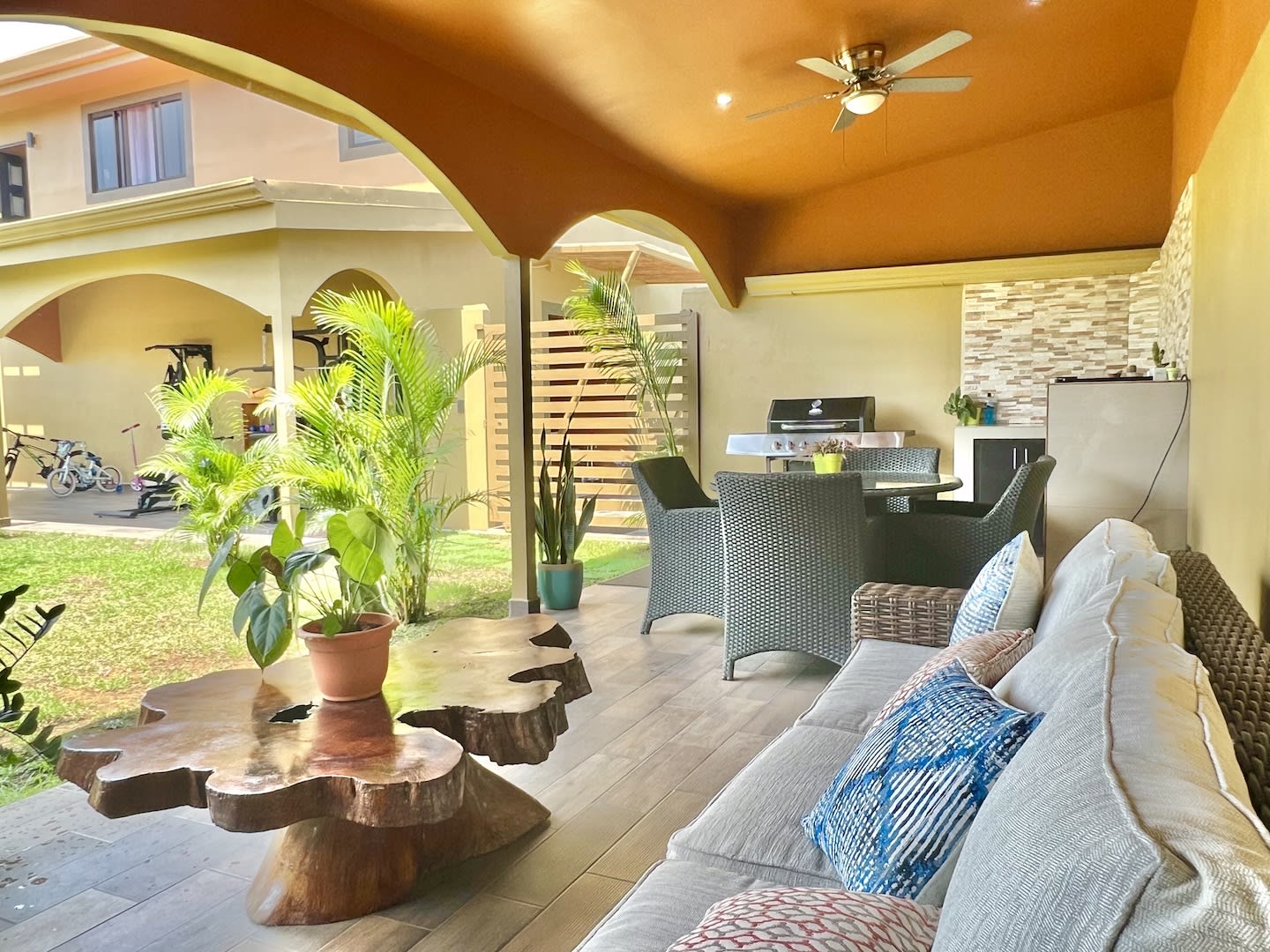 Villa Gucci – Resort Style Living