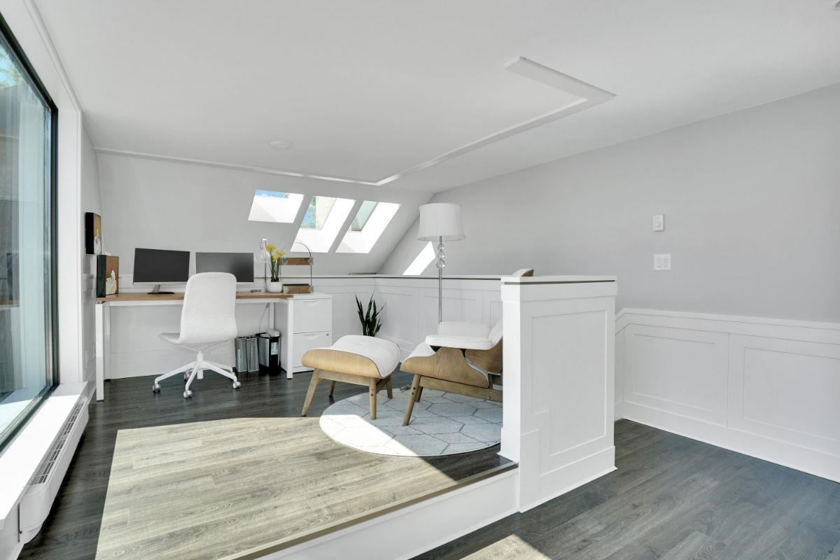 303-1702 Chesterfield Avenue, North Vancouver