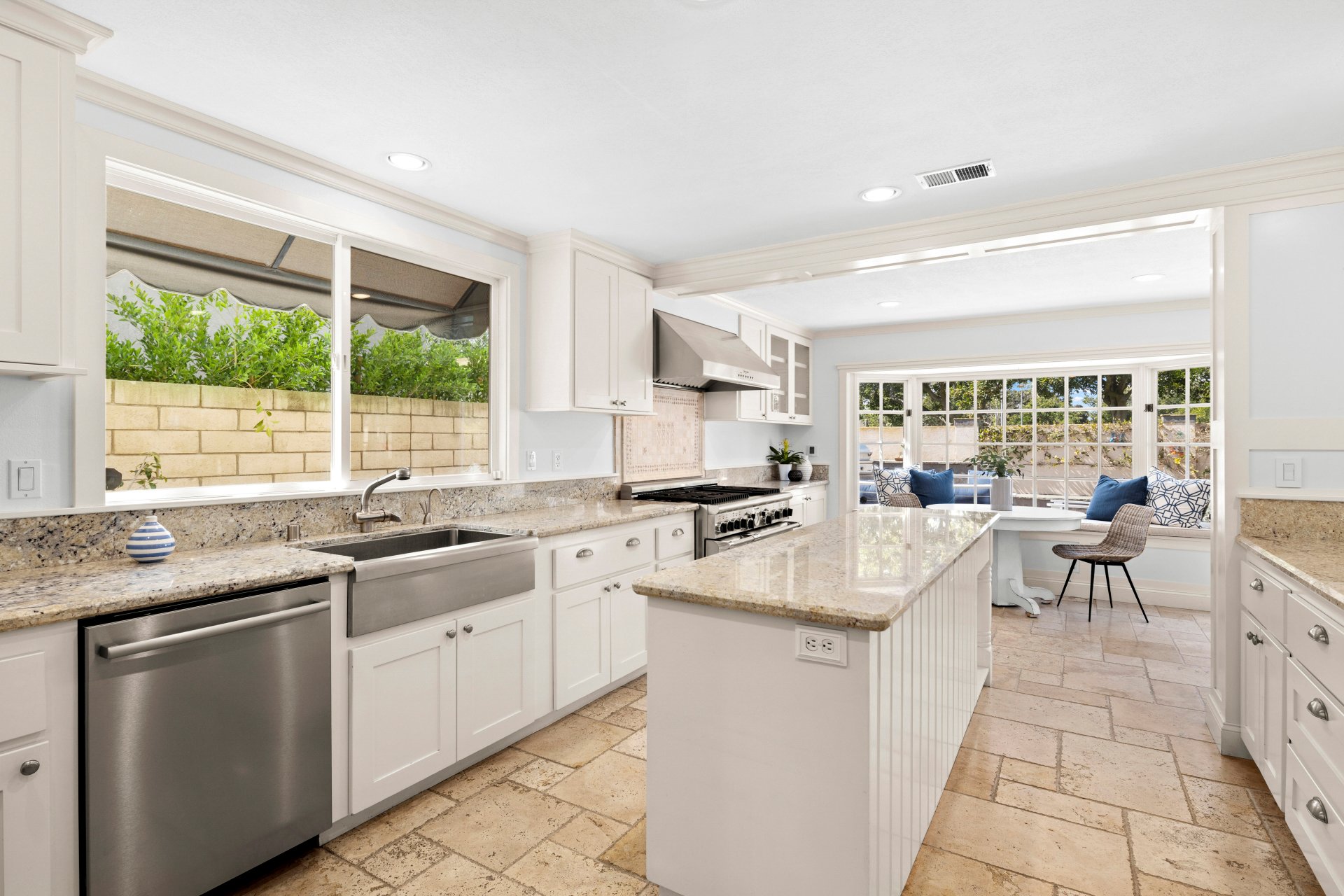 2709 Starbird Dr