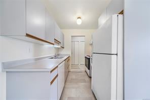 401-1124 Esquimalt Rd