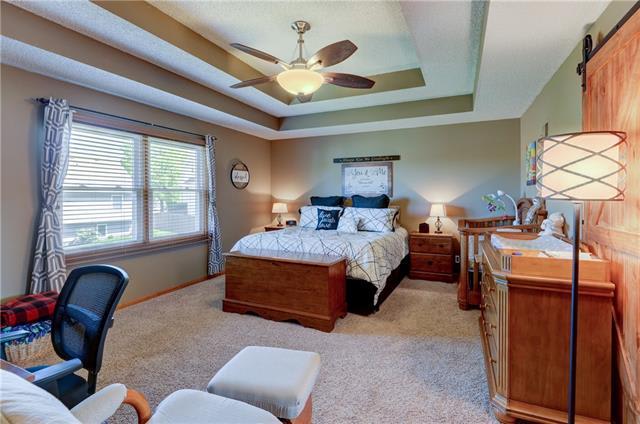1100 NE Jamestown Ct