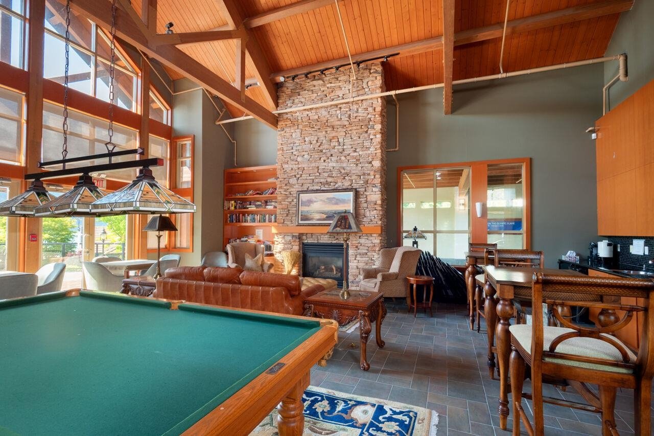 15 Beach Dr