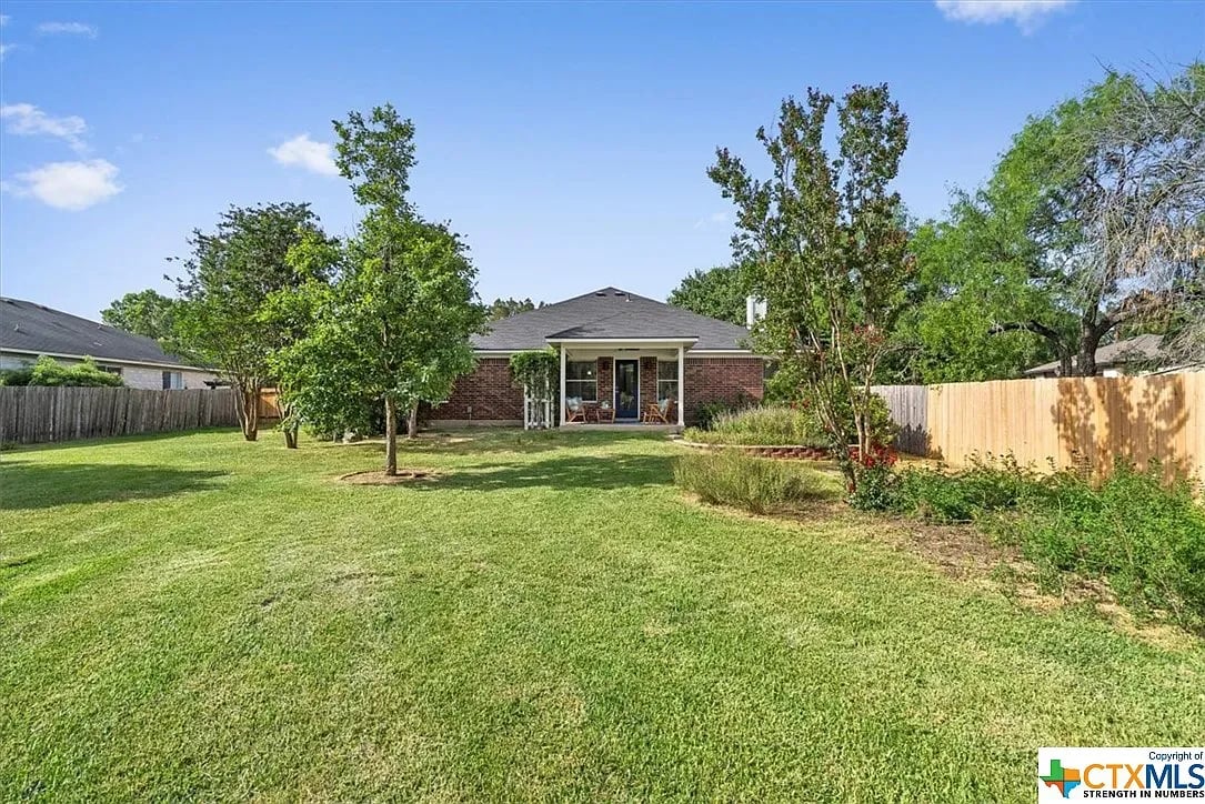601 Dryden Ln