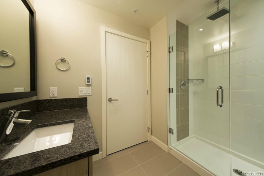 204-640 Michigan St, Victoria