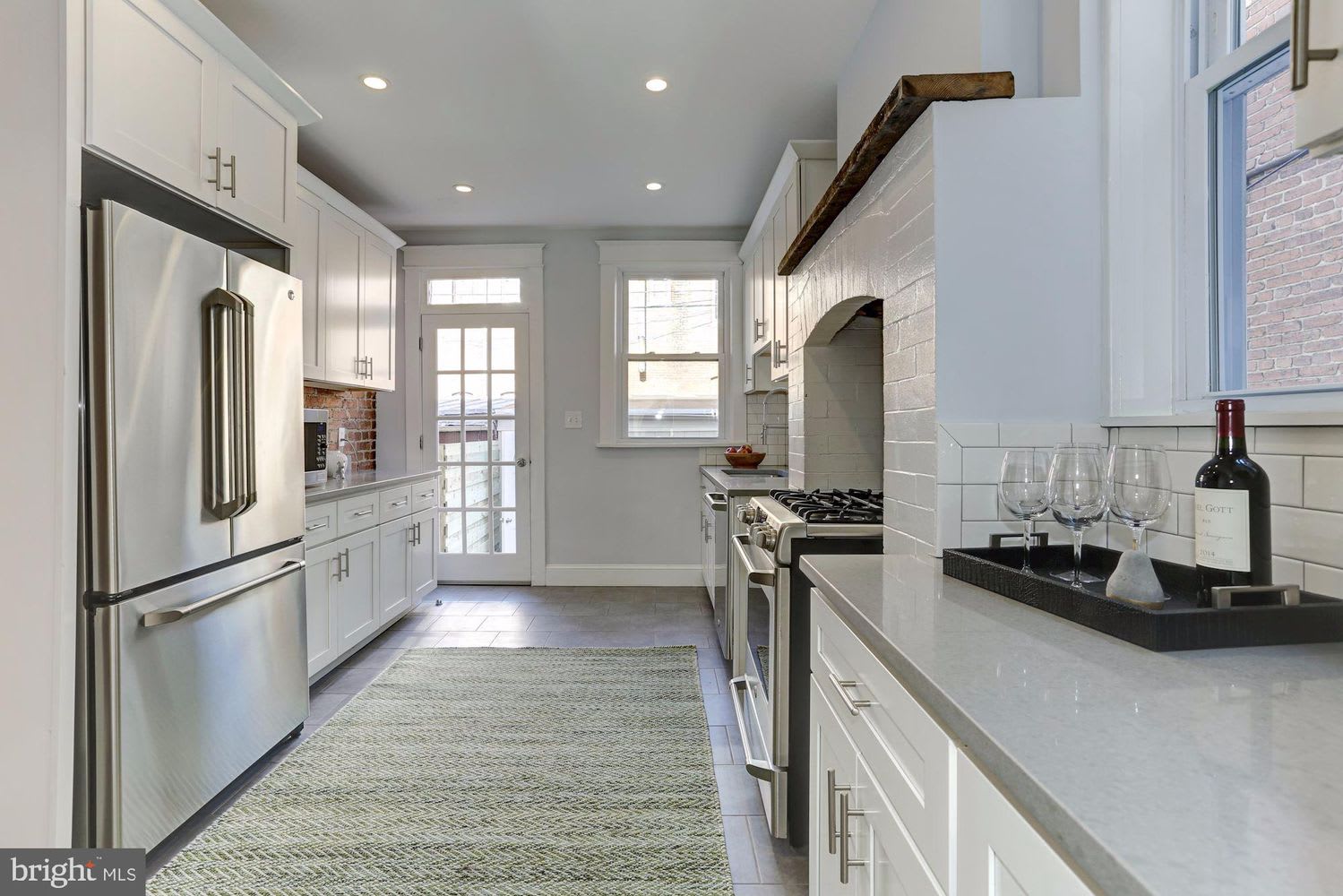 1328 G St